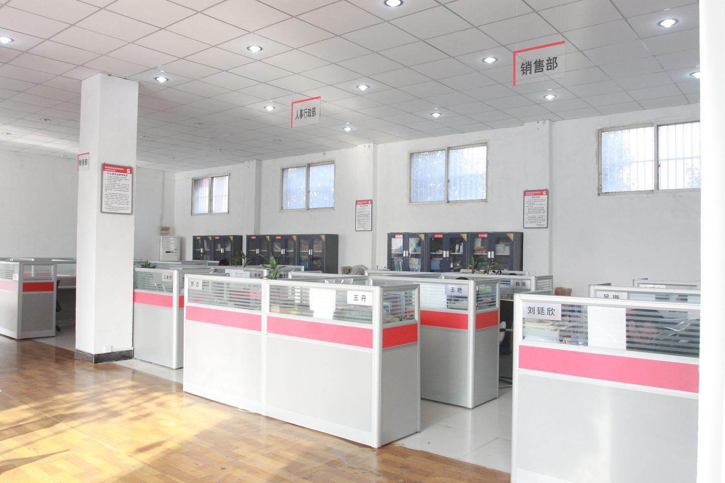 康明斯發(fā)動(dòng)機(jī)配件-辦公區(qū)2